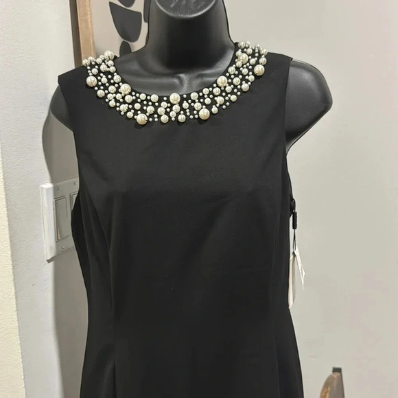 NWT Calvin Klein Little Black Cocktail Evening Dress Pearl Collar Sz 6 Party - Picture 3 of 7